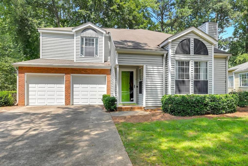 Good Karma Rentals - Renovated Ksu House Next To Interstate 75 Quiet Nhood Tm Kennesaw Extérieur photo